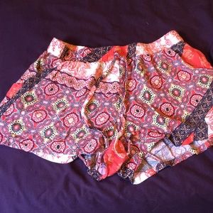Stretchy multicolor shorts